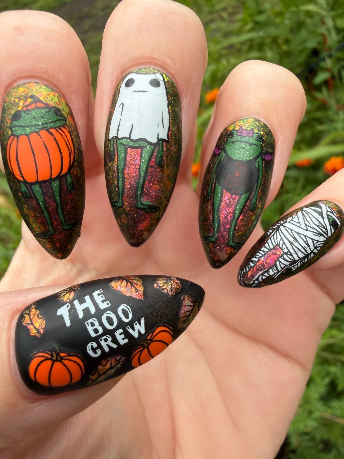 427 - Halloween Frogs