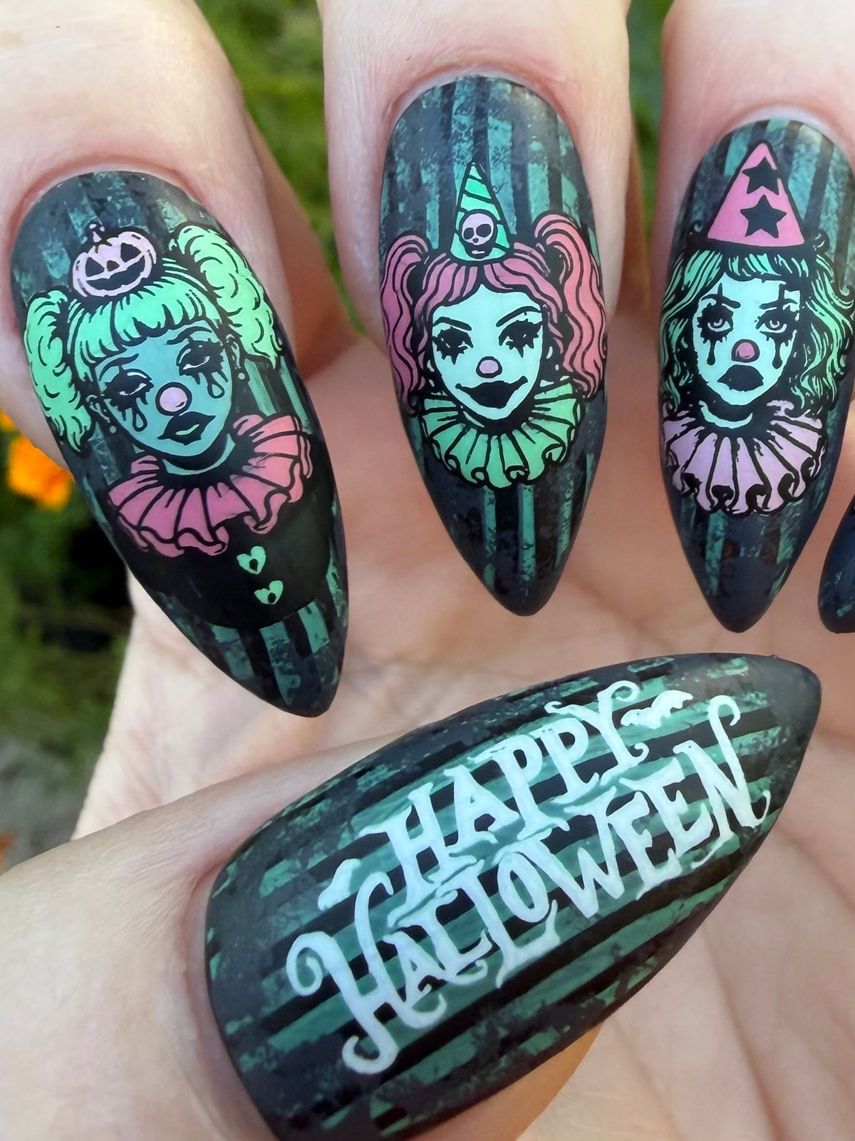 435 - Spooky Girls
