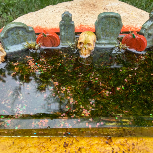 Graveyard Oval Tray