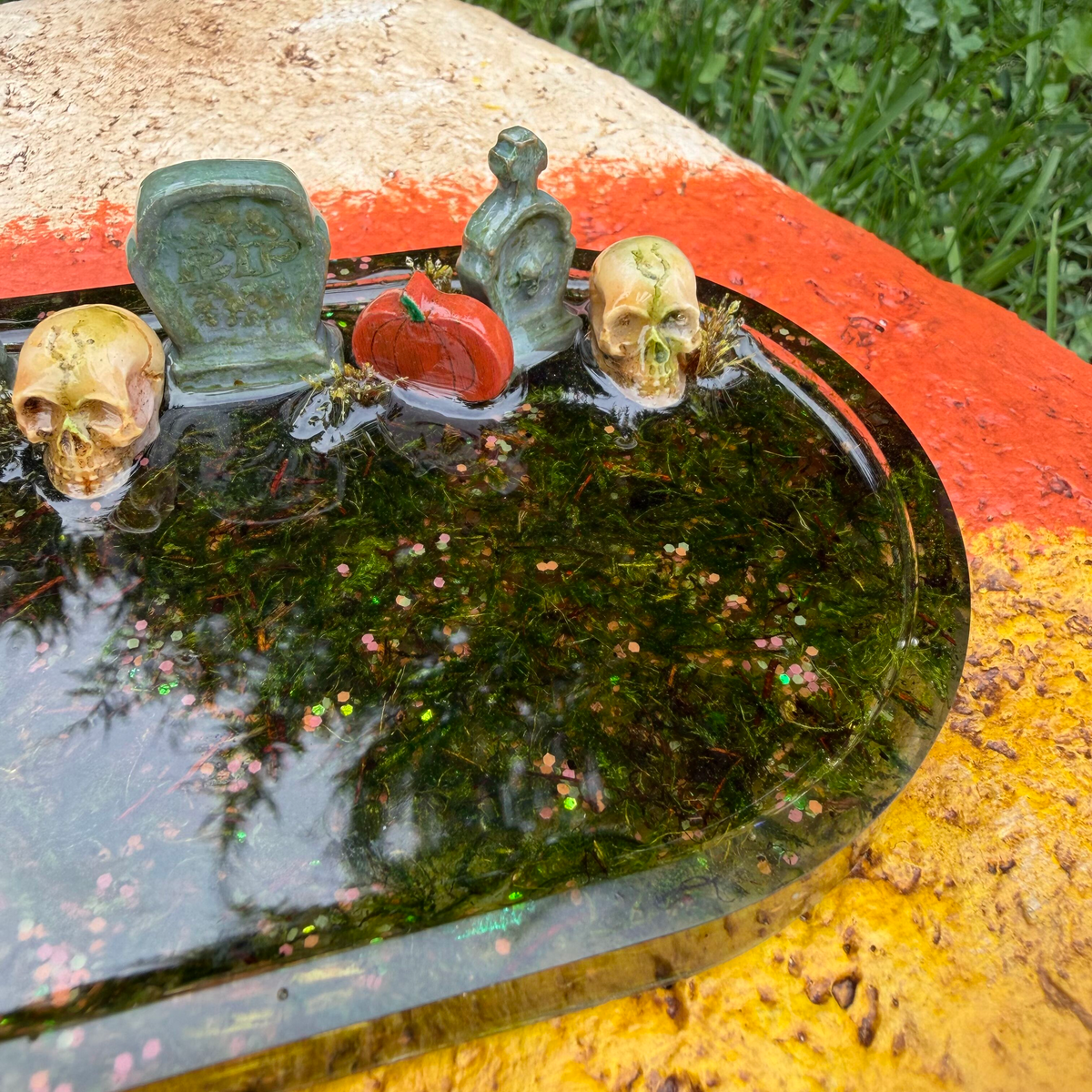 Graveyard Oval Tray